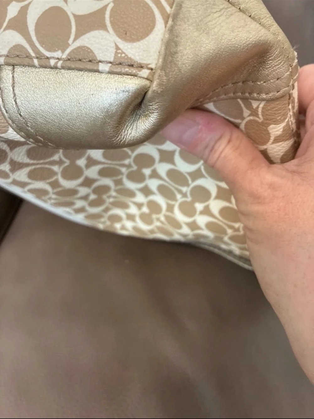 Coach Chelsea Signature Jacquard Stripe Tote and Wristlet Wallet Set - Picture 5 of 16